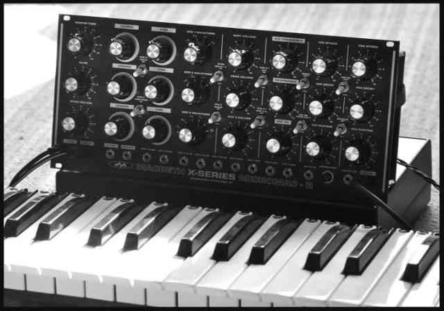 macbeth-micromac-synthesizer